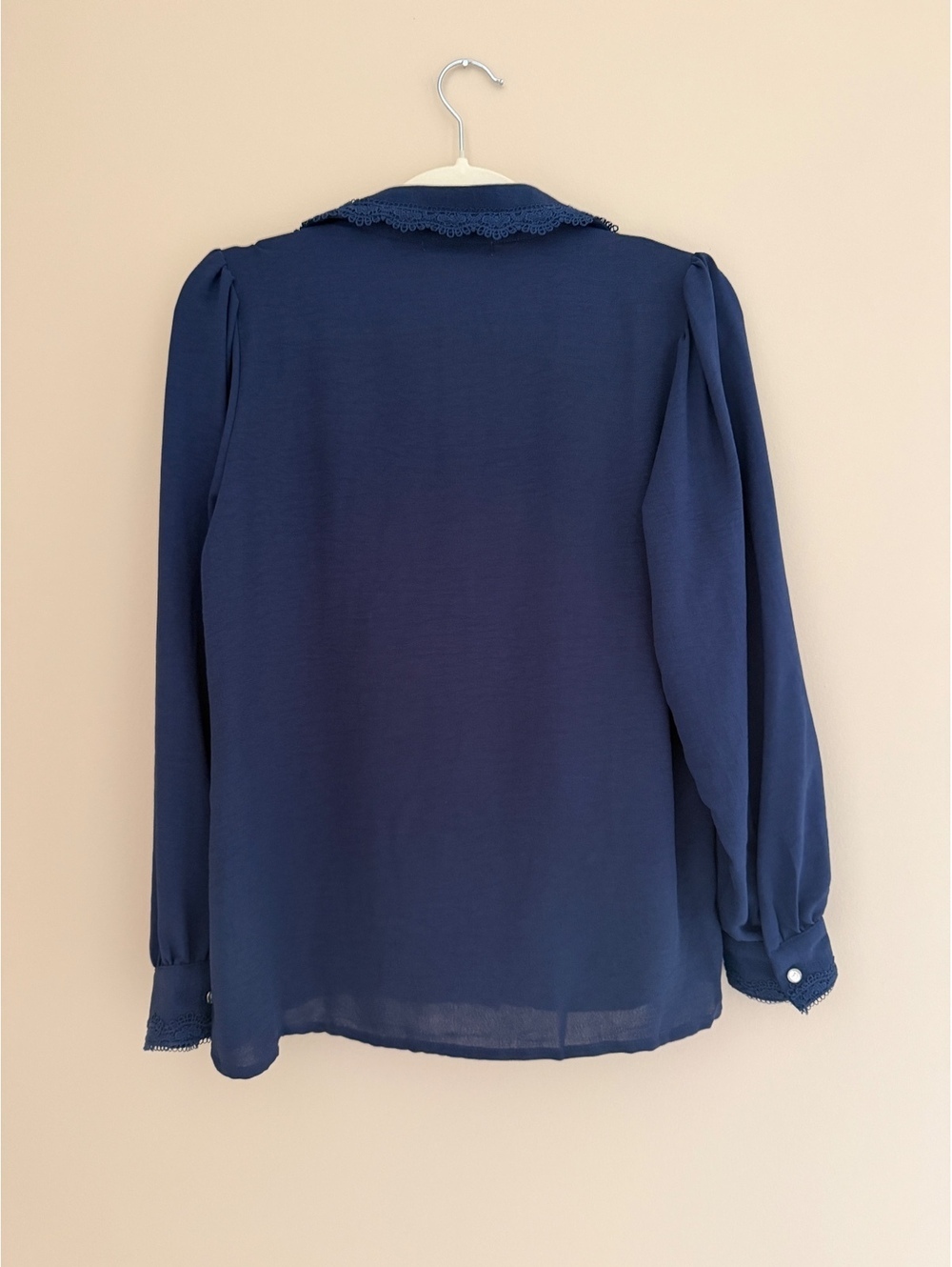 S navy lace button down, Notations - Picture 6 of 6